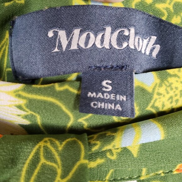 Modcloth Green Floral Retro Pleated Skirt Size S - Picture 4 of 9